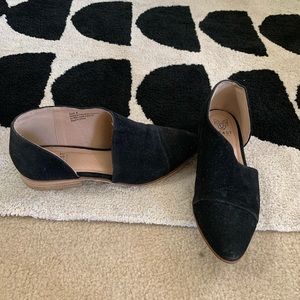 Black D’orsay cut out booties